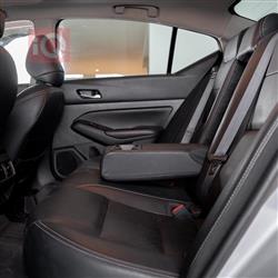 نيسان ألتيما